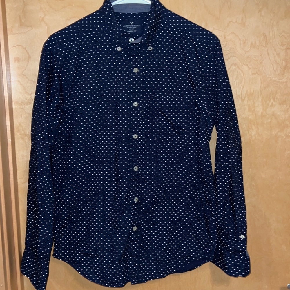 Men’s American Eagle Button Down​ - Picture 2 of 4
